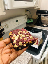 Load image into Gallery viewer, Red Velvet Fudge Brownies
